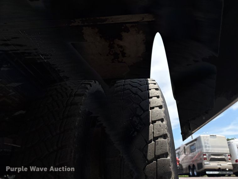 image for item EG9161 2000 Freightliner MT55 delivery van