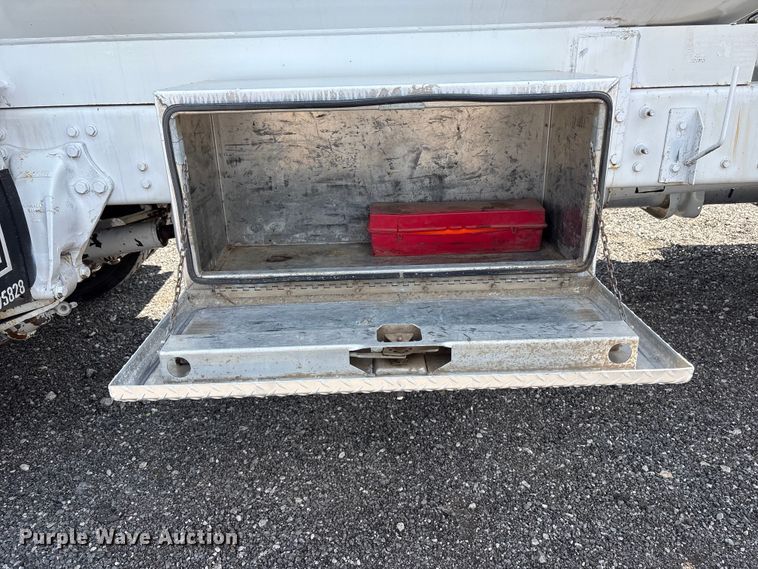 image for item EG9163 2009 Sterling Acterra propane delivery truck