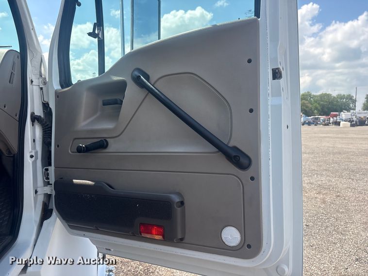 image for item EG9163 2009 Sterling Acterra propane delivery truck