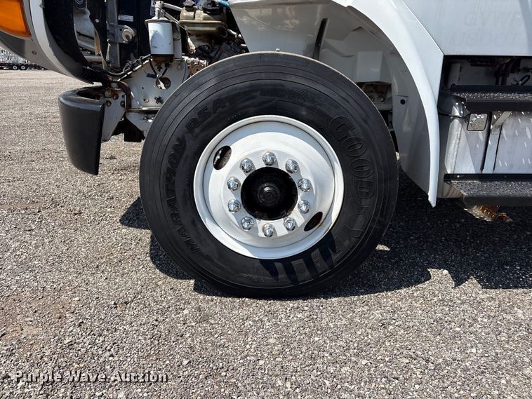 image for item EG9163 2009 Sterling Acterra propane delivery truck