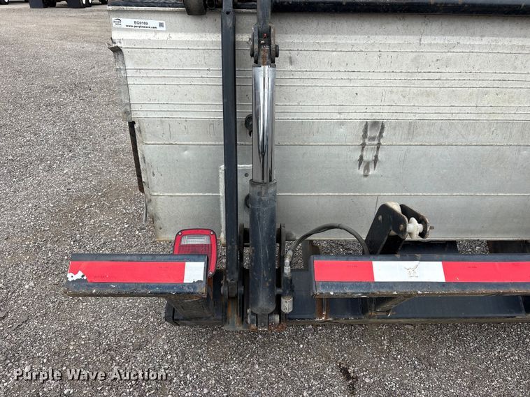 image for item EG9169 2013 Palfinger ILT40 end gate lift