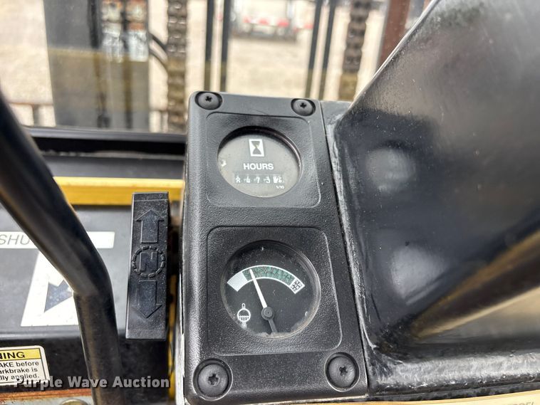 image for item EG9170 2010 Hyster H110XL2 forklift