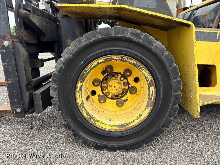 image for item EG9170 2010 Hyster H110XL2 forklift