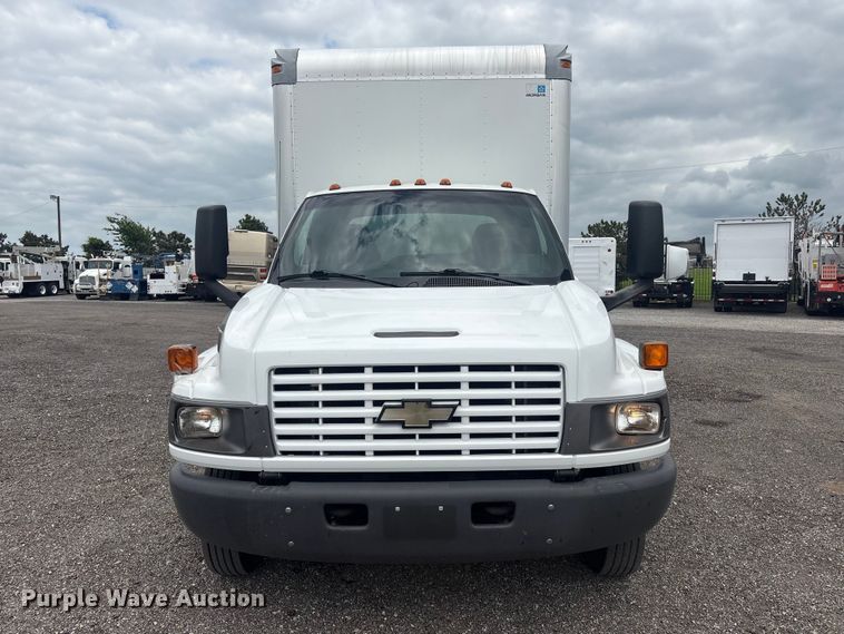 image for item EG9191 2006 Chevrolet C5500 box truck
