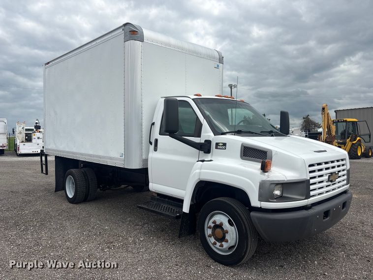 image for item EG9191 2006 Chevrolet C5500 box truck