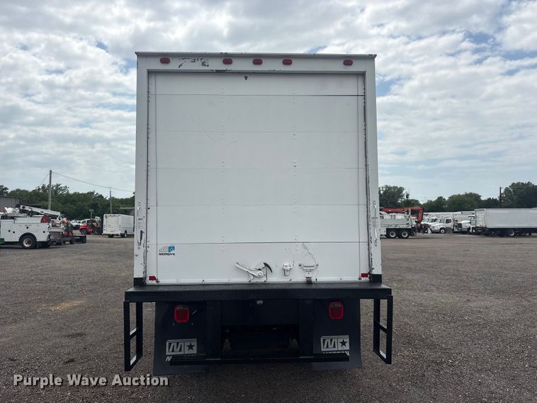 image for item EG9191 2006 Chevrolet C5500 box truck