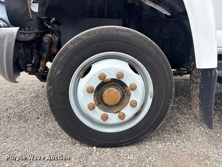 image for item EG9191 2006 Chevrolet C5500 box truck