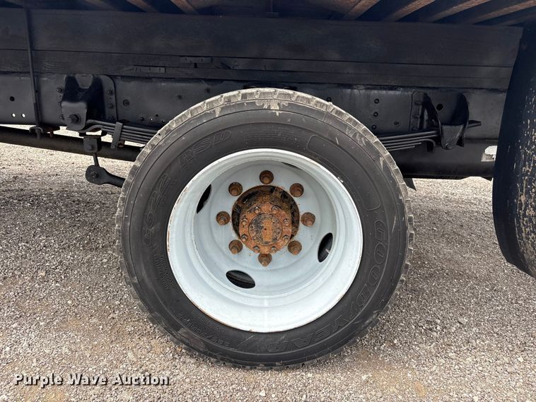 image for item EG9191 2006 Chevrolet C5500 box truck