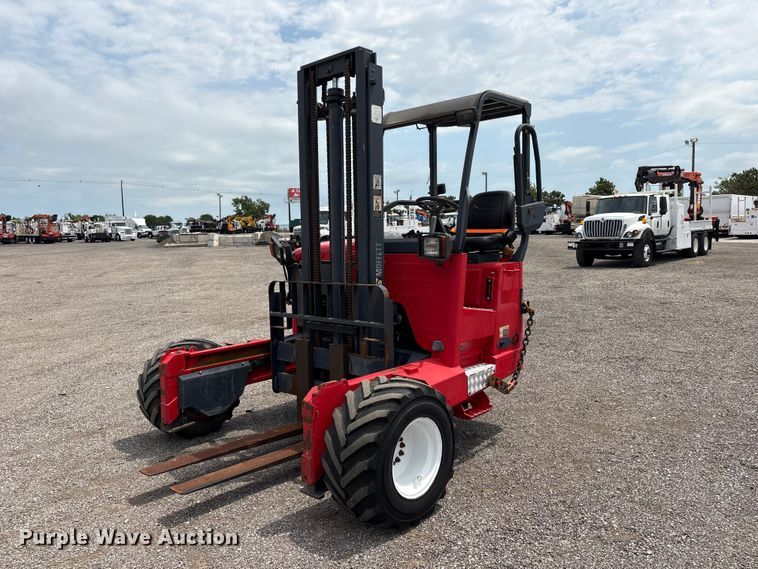 Photo of a 2006 Moffett M55