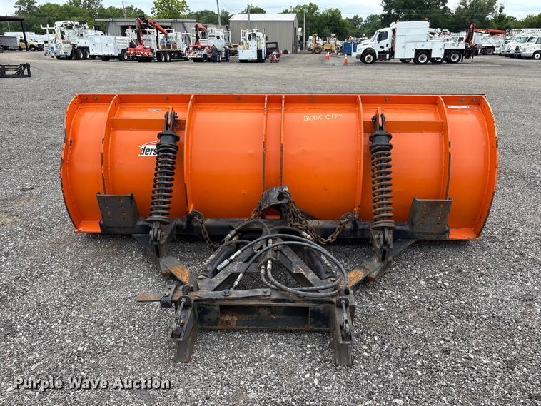 image for item EG9199 Henderson 10x42 STD snow plow