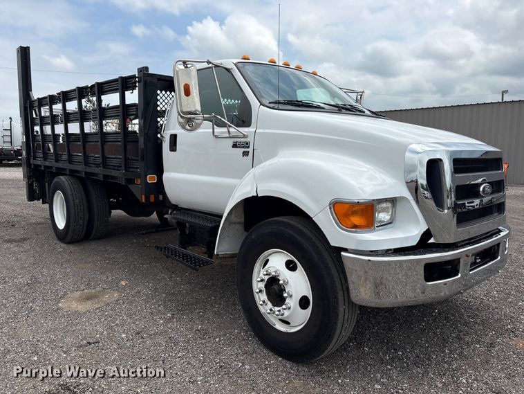 image for item EG9201 2012 Ford F650 Super Duty flatbed truck