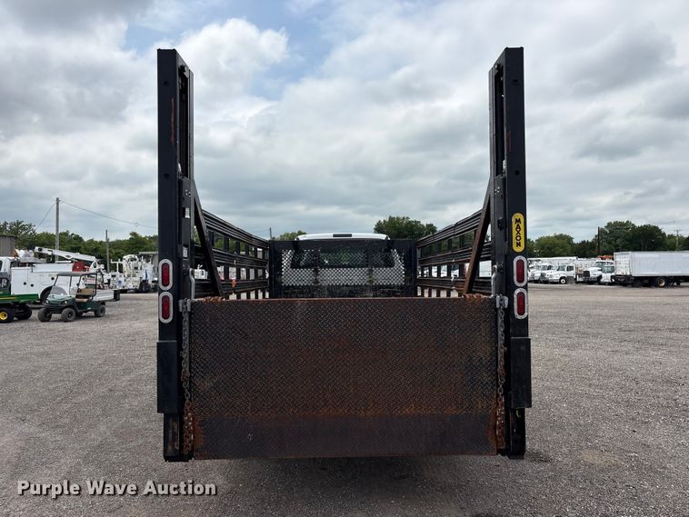 image for item EG9201 2012 Ford F650 Super Duty flatbed truck