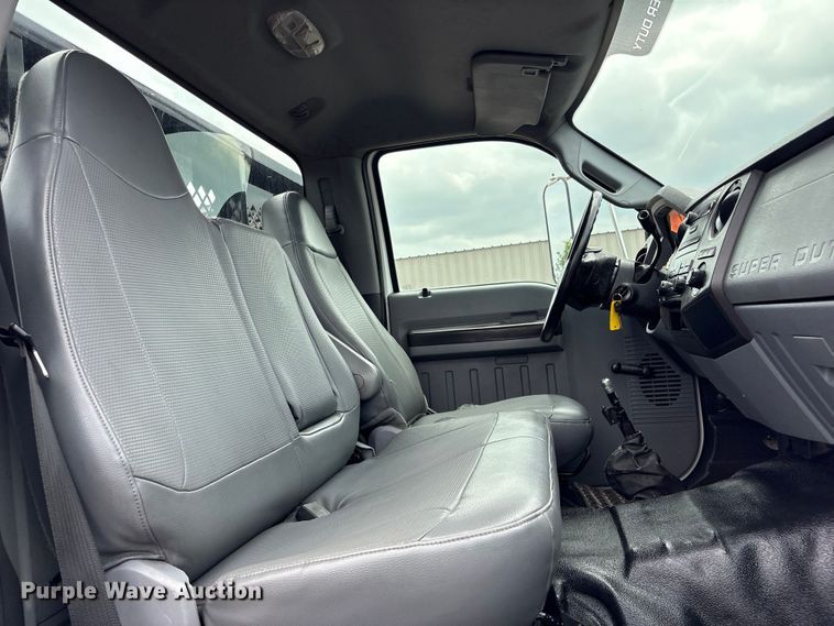 image for item EG9201 2012 Ford F650 Super Duty flatbed truck