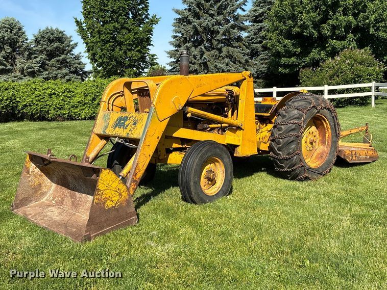 image for item EI5844 John Deere 1010 tractor