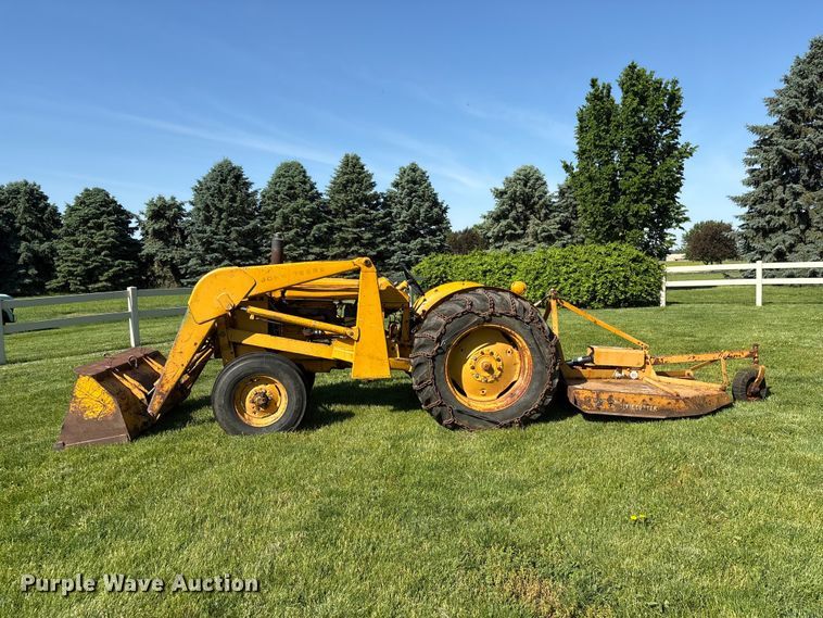 image for item EI5844 John Deere 1010 tractor