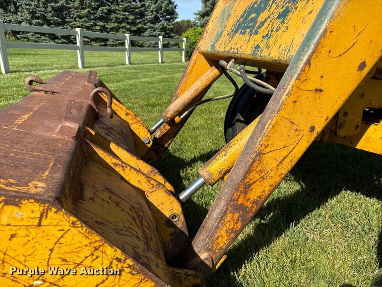 image for item EI5844 John Deere 1010 tractor