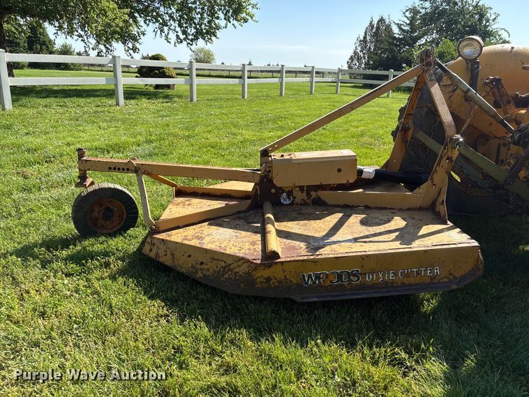 image for item EI5844 John Deere 1010 tractor