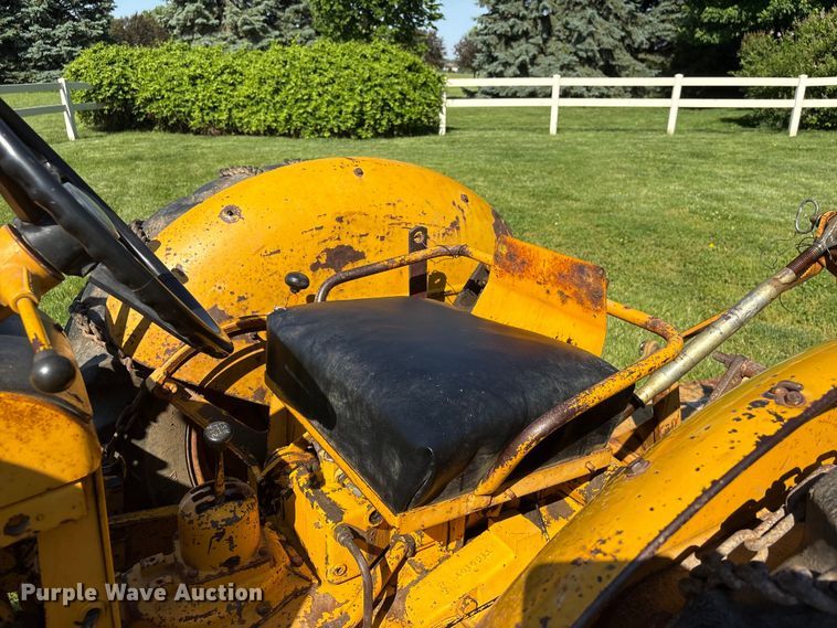 image for item EI5844 John Deere 1010 tractor