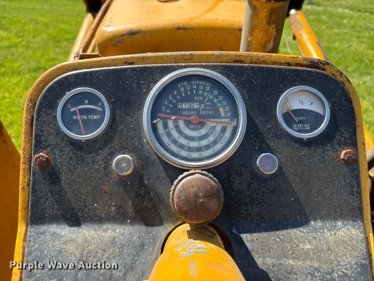 image for item EI5844 John Deere 1010 tractor