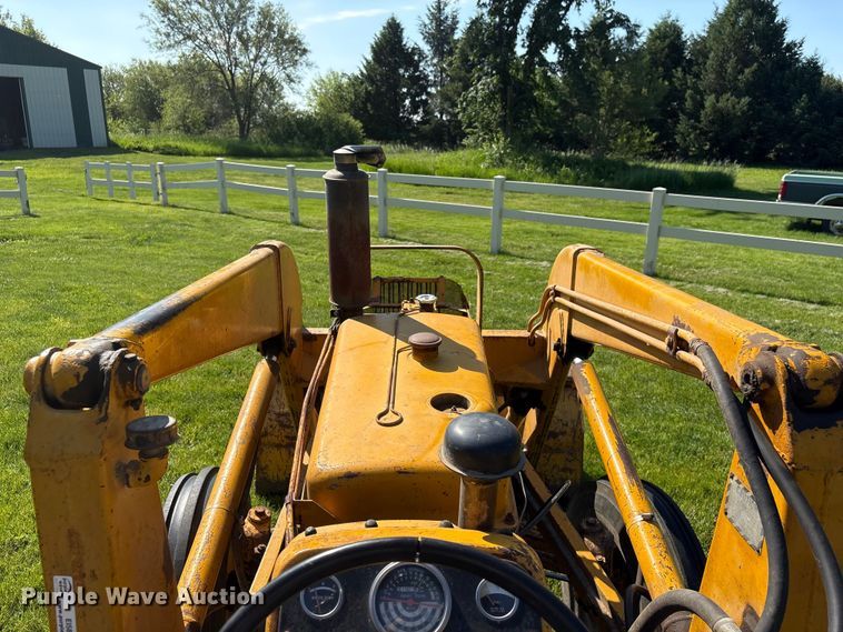 image for item EI5844 John Deere 1010 tractor