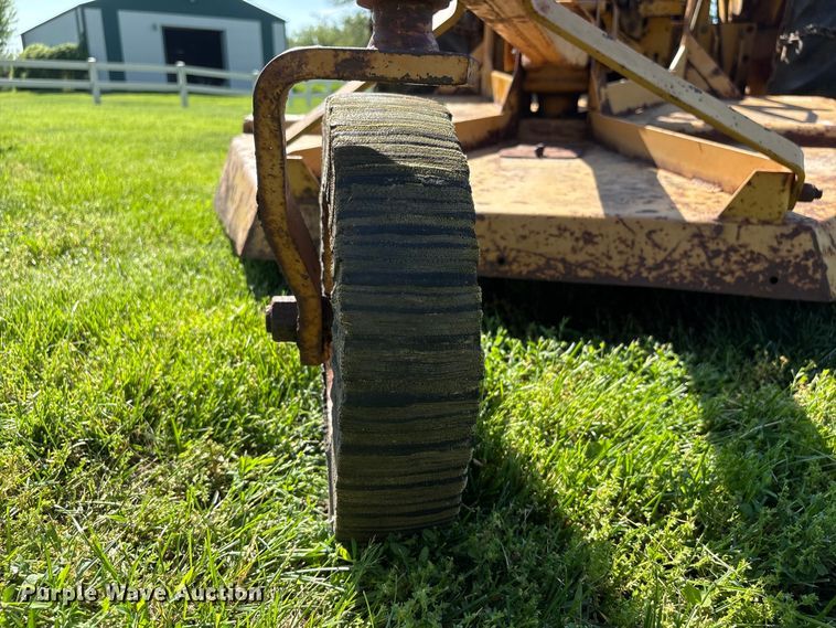 image for item EI5844 John Deere 1010 tractor