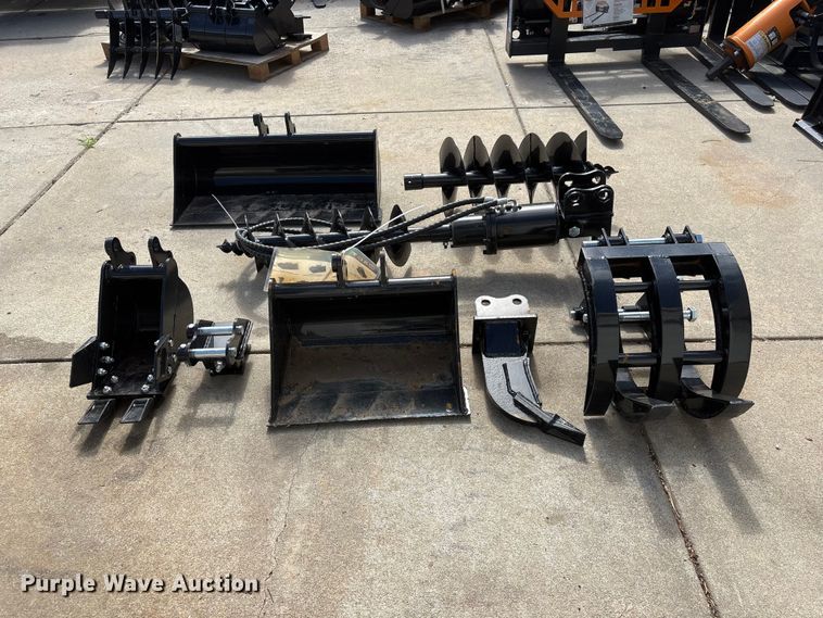 image for item EI5890 2026 AGT 12EX-ATA mini excavator attachments