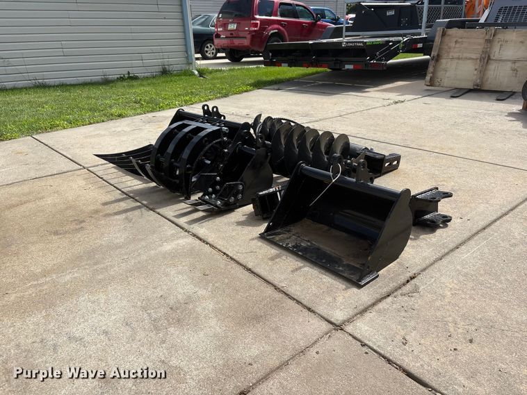 image for item EI5891 2026 AGT 12EX-ATA mini excavator attachments