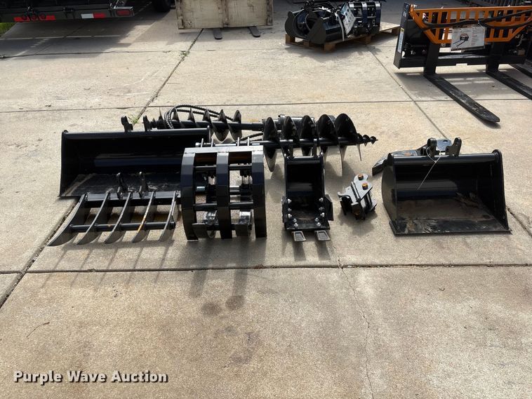 image for item EI5891 2026 AGT 12EX-ATA mini excavator attachments