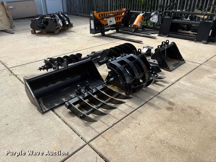 image for item EI5891 2026 AGT 12EX-ATA mini excavator attachments