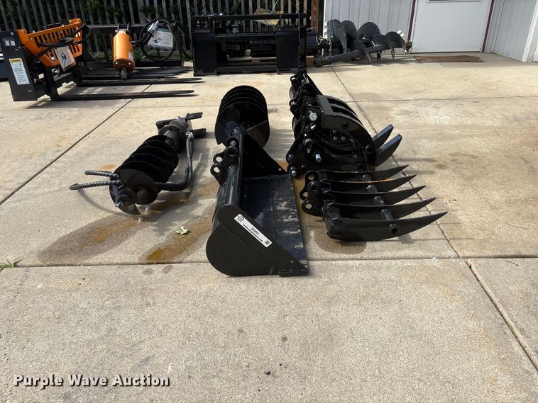 image for item EI5891 2026 AGT 12EX-ATA mini excavator attachments