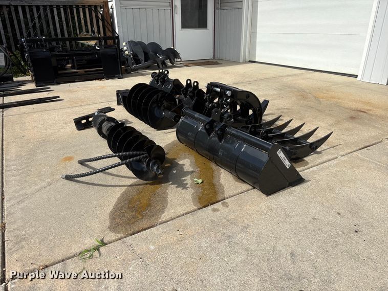 image for item EI5891 2026 AGT 12EX-ATA mini excavator attachments