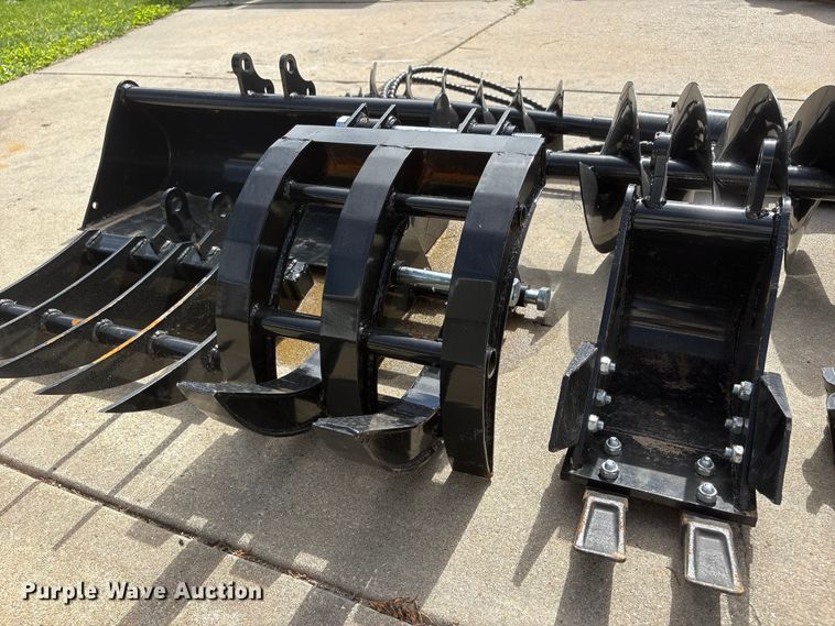 image for item EI5891 2026 AGT 12EX-ATA mini excavator attachments