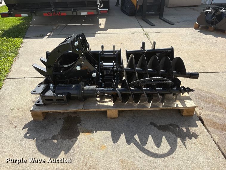 image for item EI5891 2026 AGT 12EX-ATA mini excavator attachments