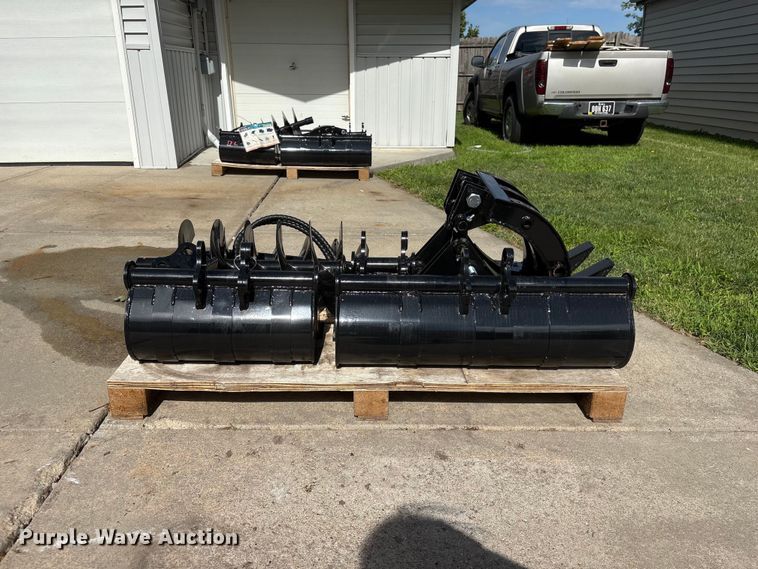 image for item EI5891 2026 AGT 12EX-ATA mini excavator attachments