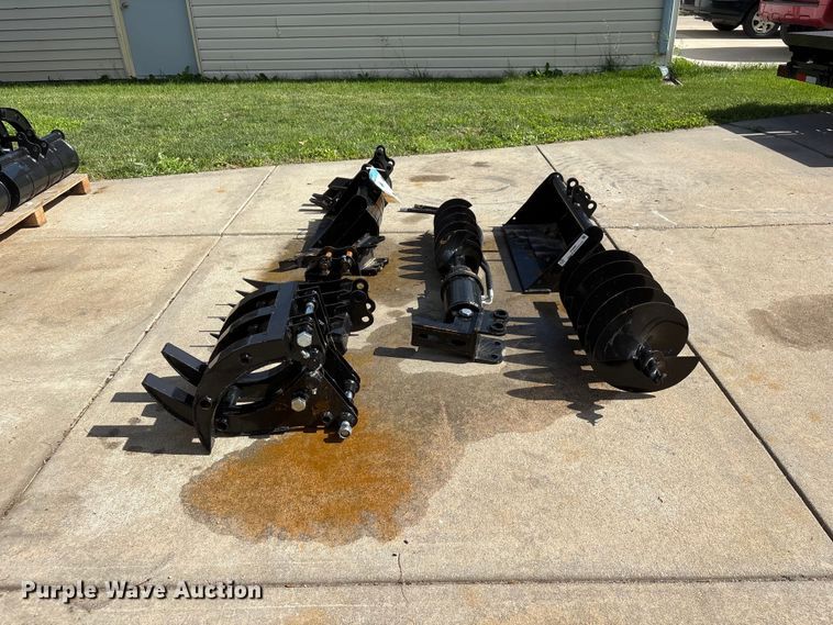 image for item EI5892 2026 AGT 12EX-ATA Mini excavator attachments