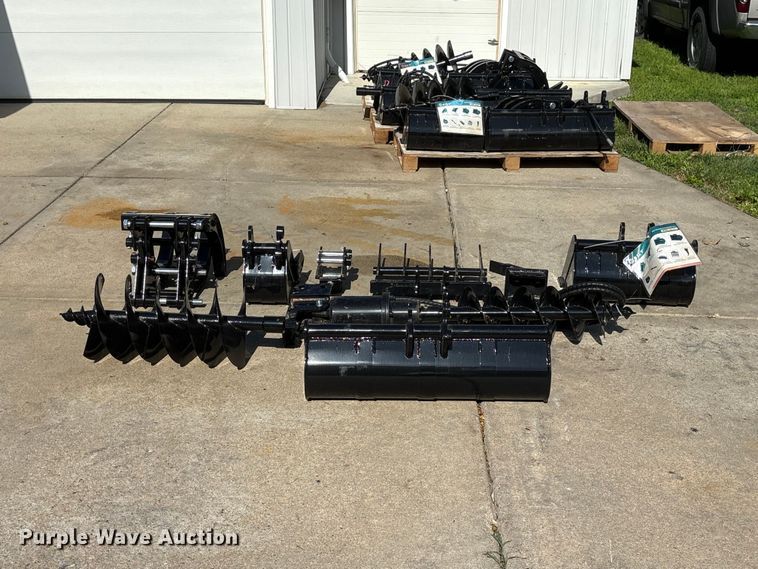 image for item EI5893 2026 AGT 12EX-ATA mini excavator attachments