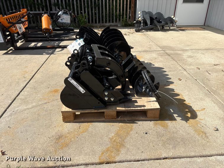 image for item EI5893 2026 AGT 12EX-ATA mini excavator attachments
