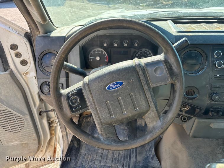 image for item EM5098 2015 Ford F350 Super Duty truck