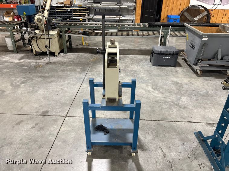 image for item EM5101 2018 Baileigh BP-3 press