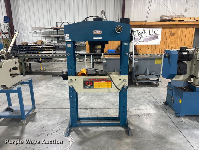 image for item EM5102 2019 Baileigh 75T press