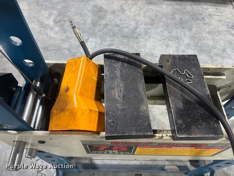 image for item EM5102 2019 Baileigh 75T press