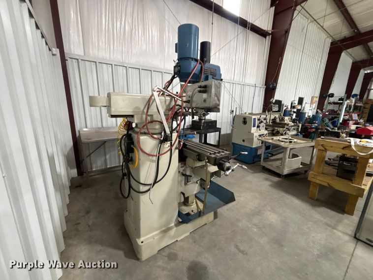 image for item EM5105 2018 Baileigh VM-1054-3 milling machine
