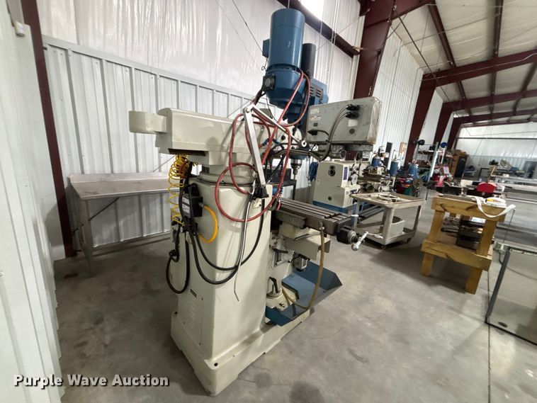 image for item EM5105 2018 Baileigh VM-1054-3 milling machine