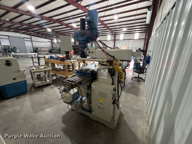 image for item EM5105 2018 Baileigh VM-1054-3 milling machine