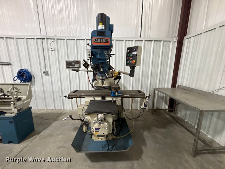 image for item EM5105 2018 Baileigh VM-1054-3 milling machine