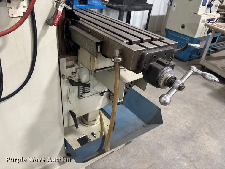 image for item EM5105 2018 Baileigh VM-1054-3 milling machine