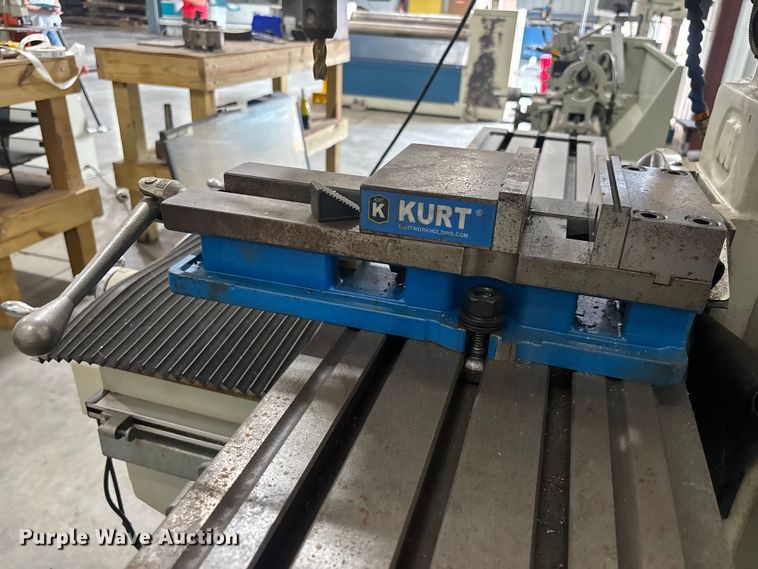 image for item EM5105 2018 Baileigh VM-1054-3 milling machine