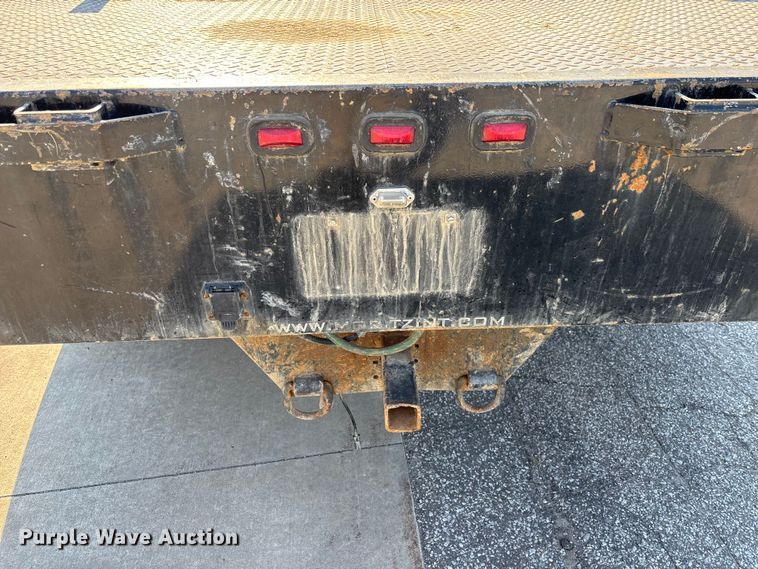 image for item EM5123 2011 Ford F550 Ext. Cab flatbed truck