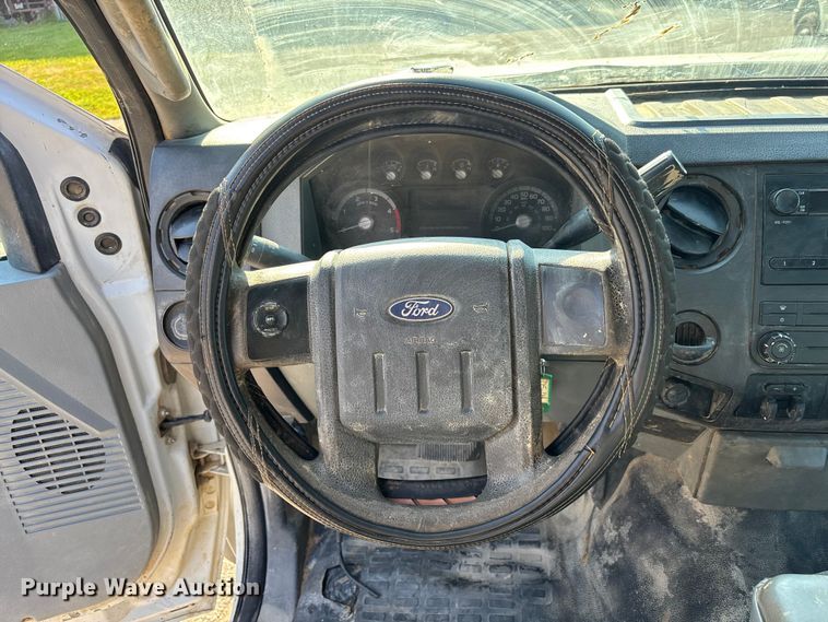image for item EM5123 2011 Ford F550 Ext. Cab flatbed truck