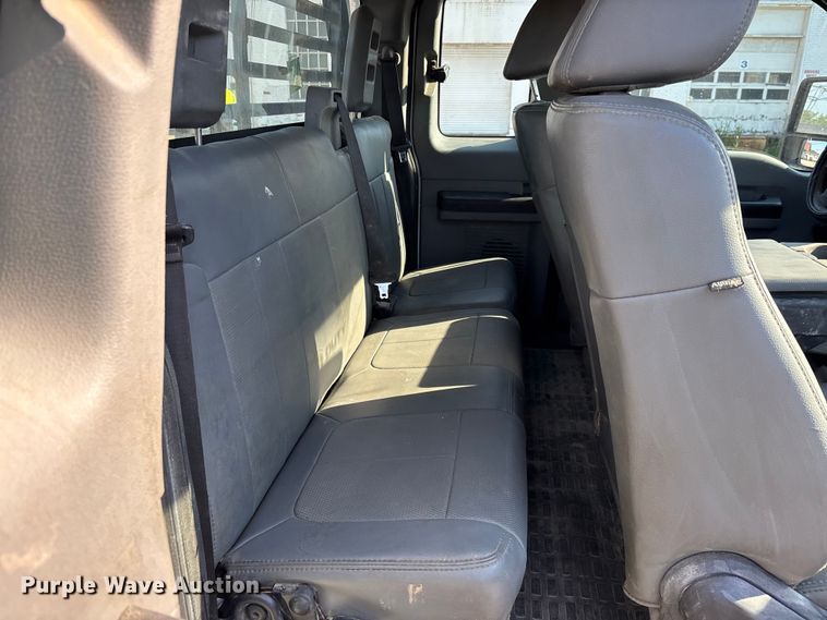 image for item EM5123 2011 Ford F550 Ext. Cab flatbed truck
